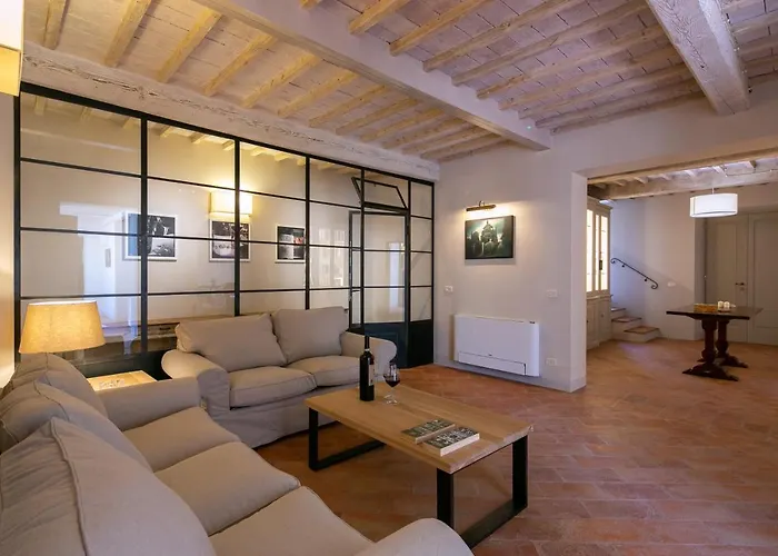 Severina Villa Cortona